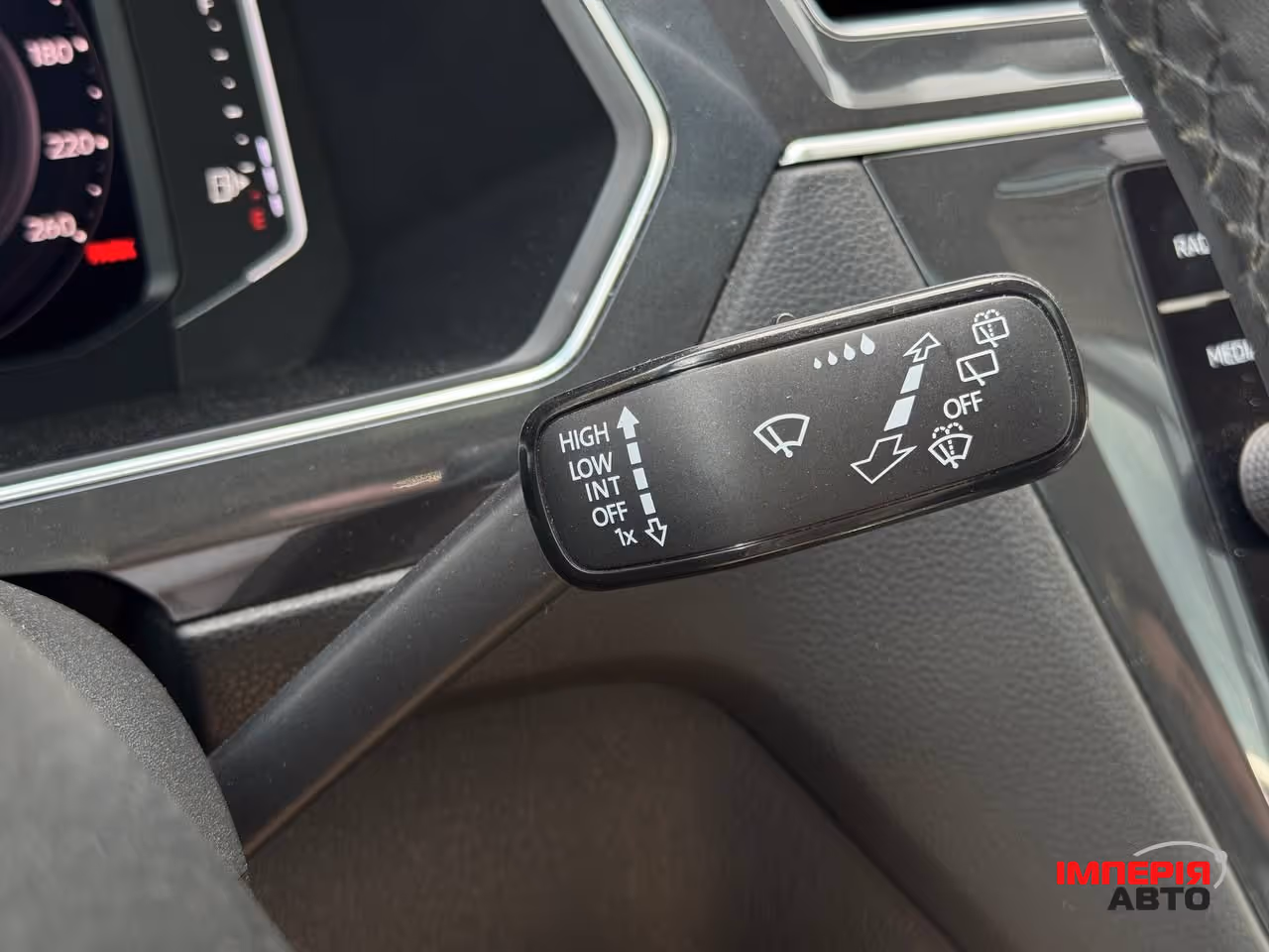 Volkswagen Tiguan - фото 49