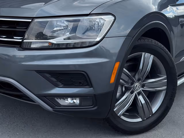 Volkswagen Tiguan - фото 4