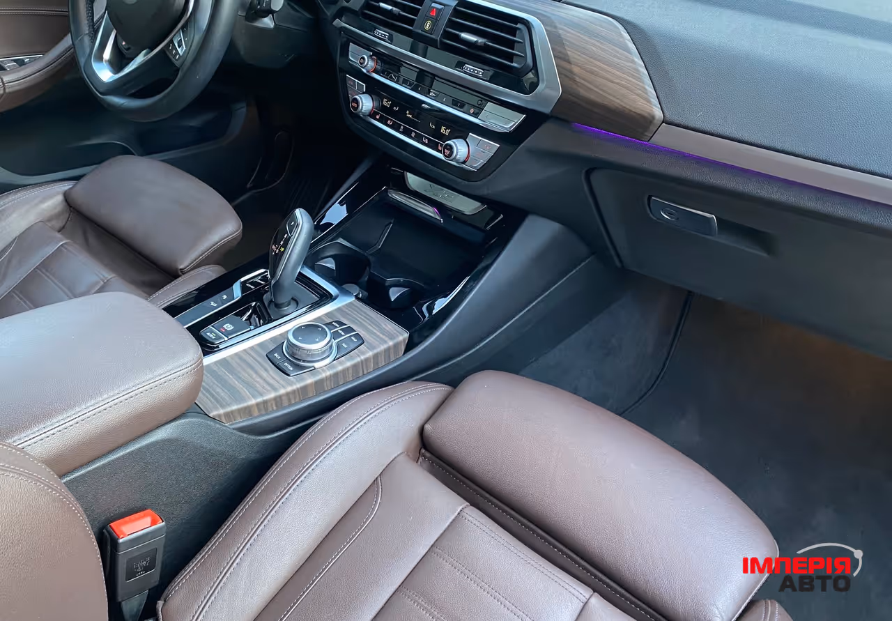 BMW X3 - фото 9