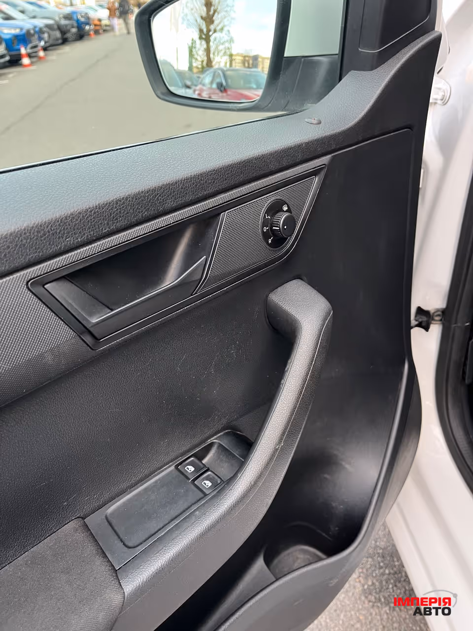 Skoda Fabia - фото 16