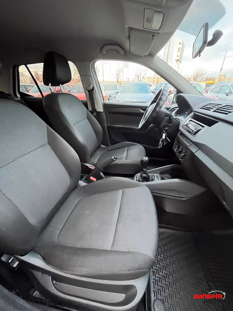 Skoda Fabia - фото 13