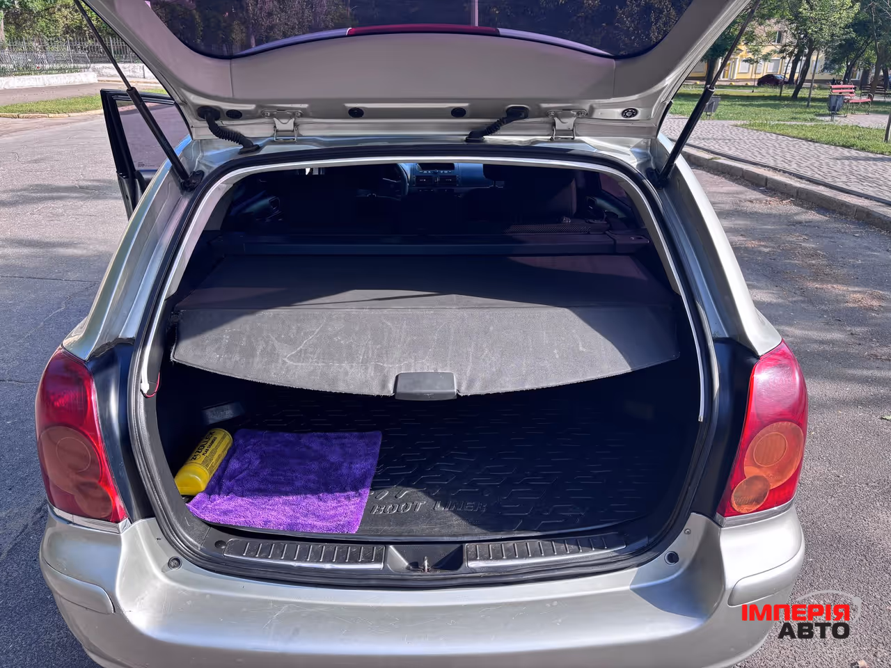 Toyota Avensis - фото 13
