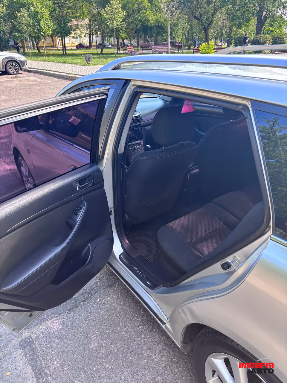 Toyota Avensis - фото 7