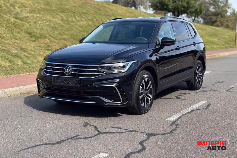Volkswagen Tiguan - фото 1