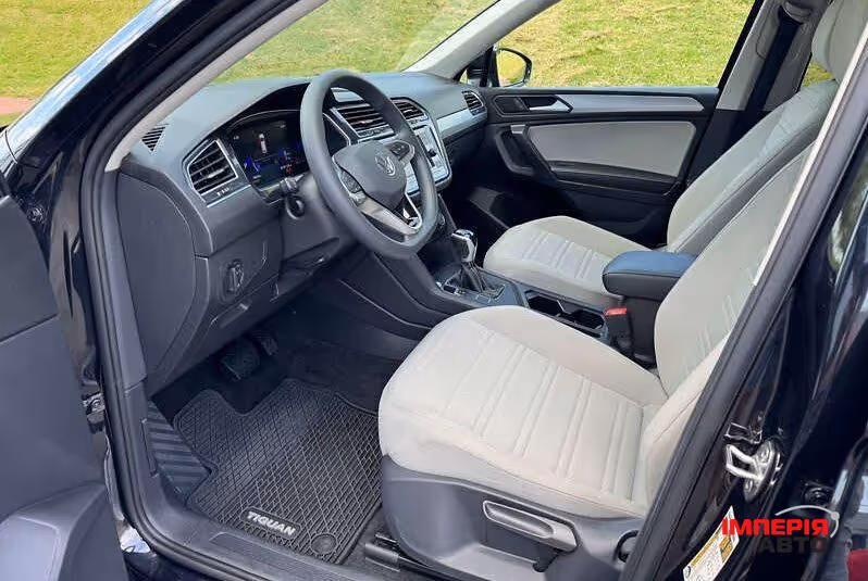 Volkswagen Tiguan - фото 8