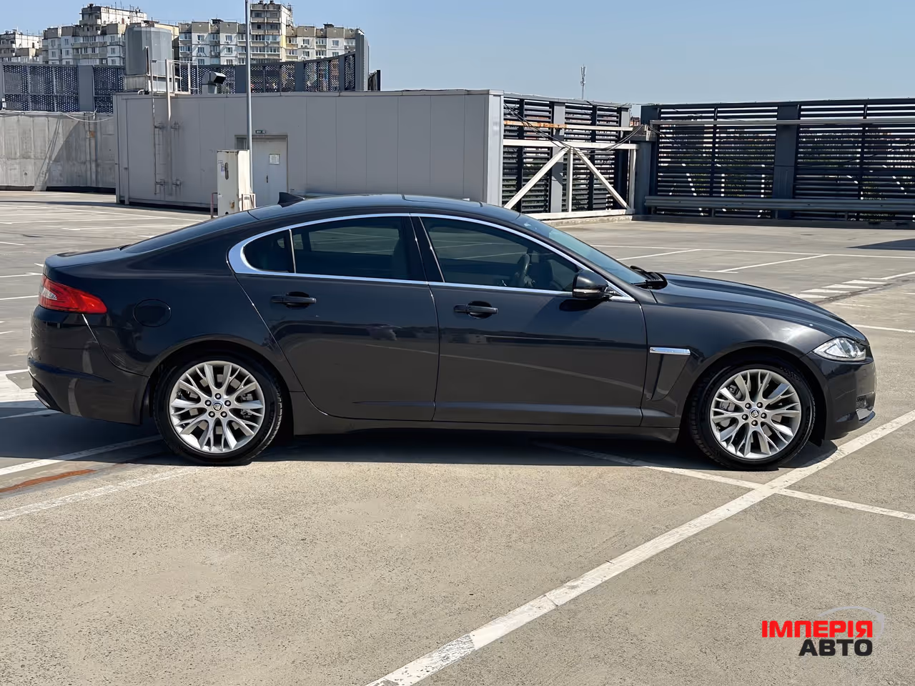 Jaguar XF - фото 2