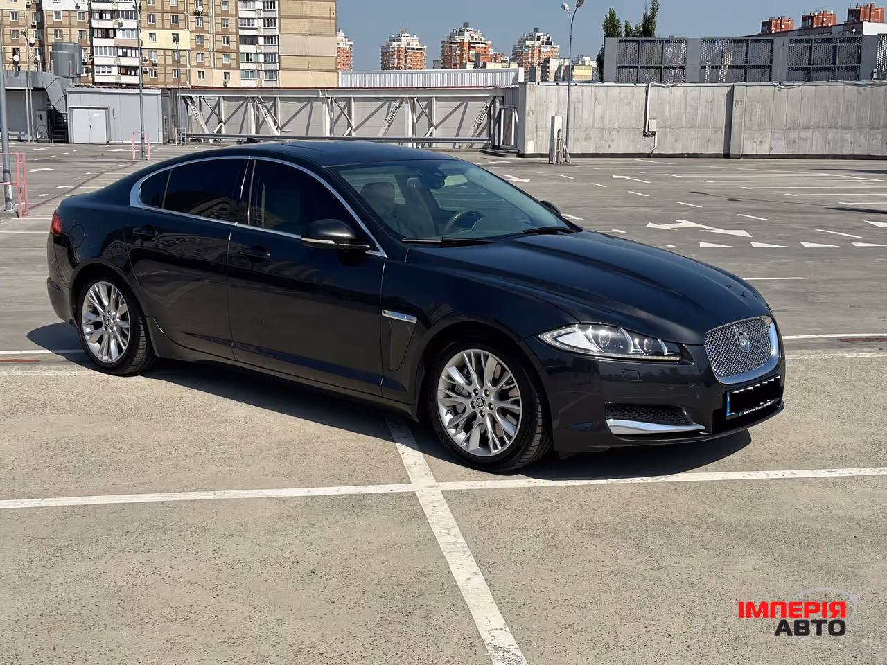 Jaguar XF - фото 1