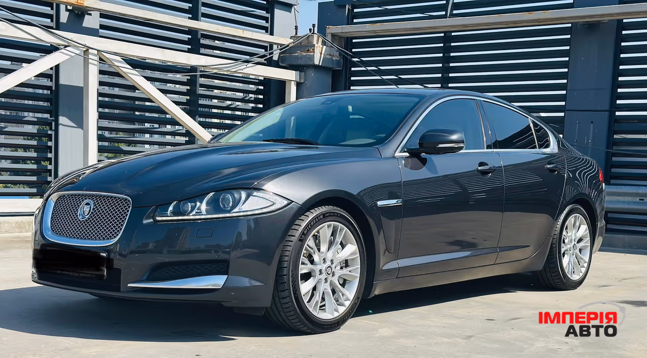 Jaguar XF - фото 1