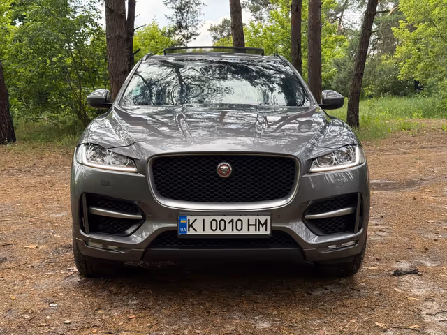 Jaguar F-Pace - фото 3
