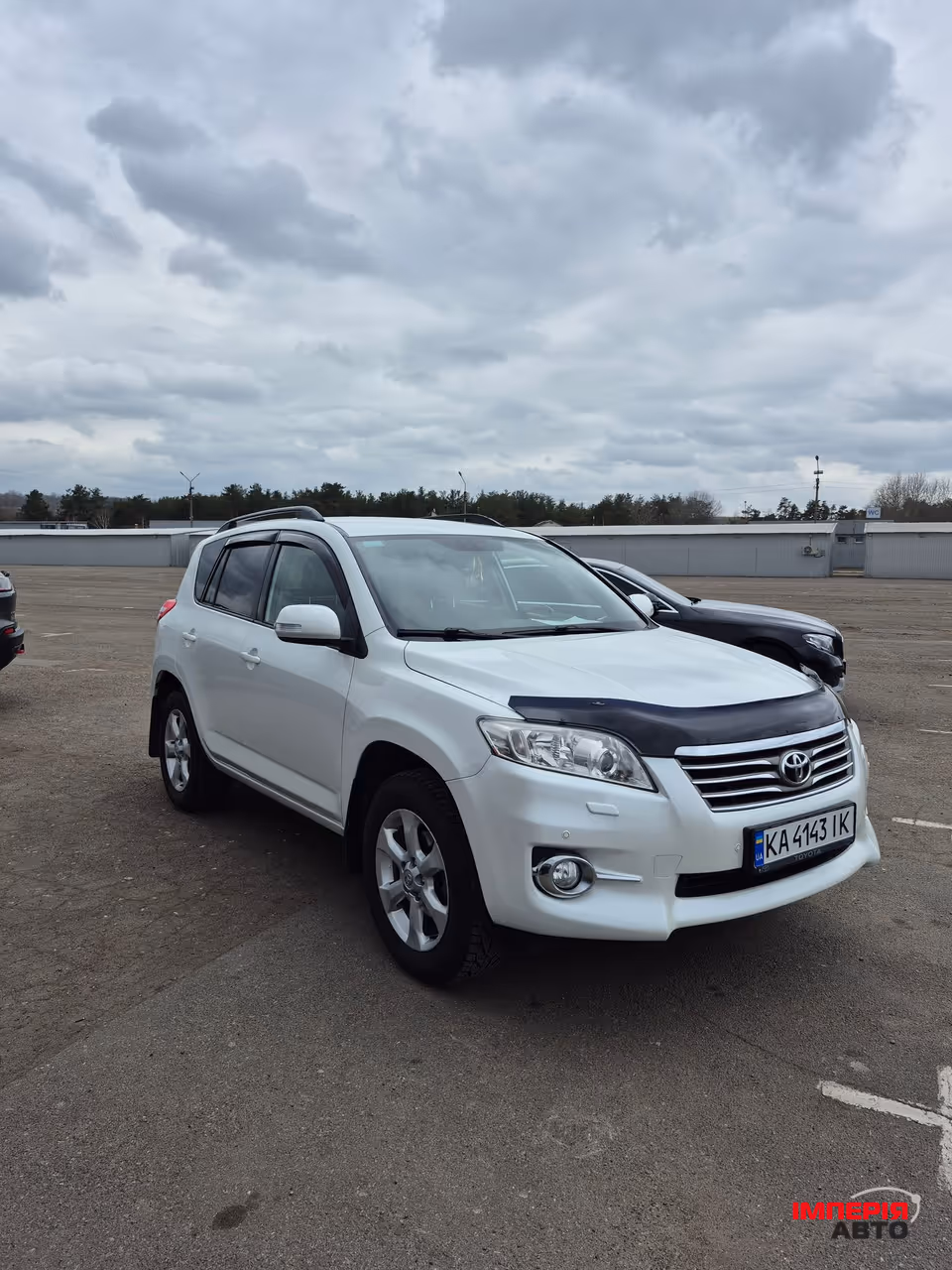 Toyota RAV4 - фото 3