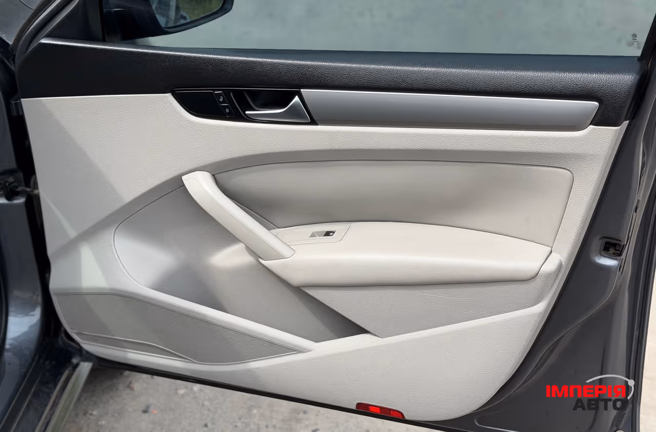 Volkswagen Passat USA/NMS - фото 16