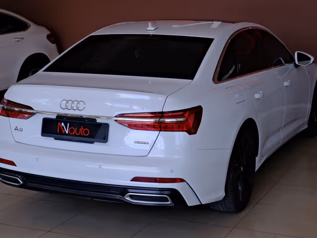 Audi A6 - фото 5