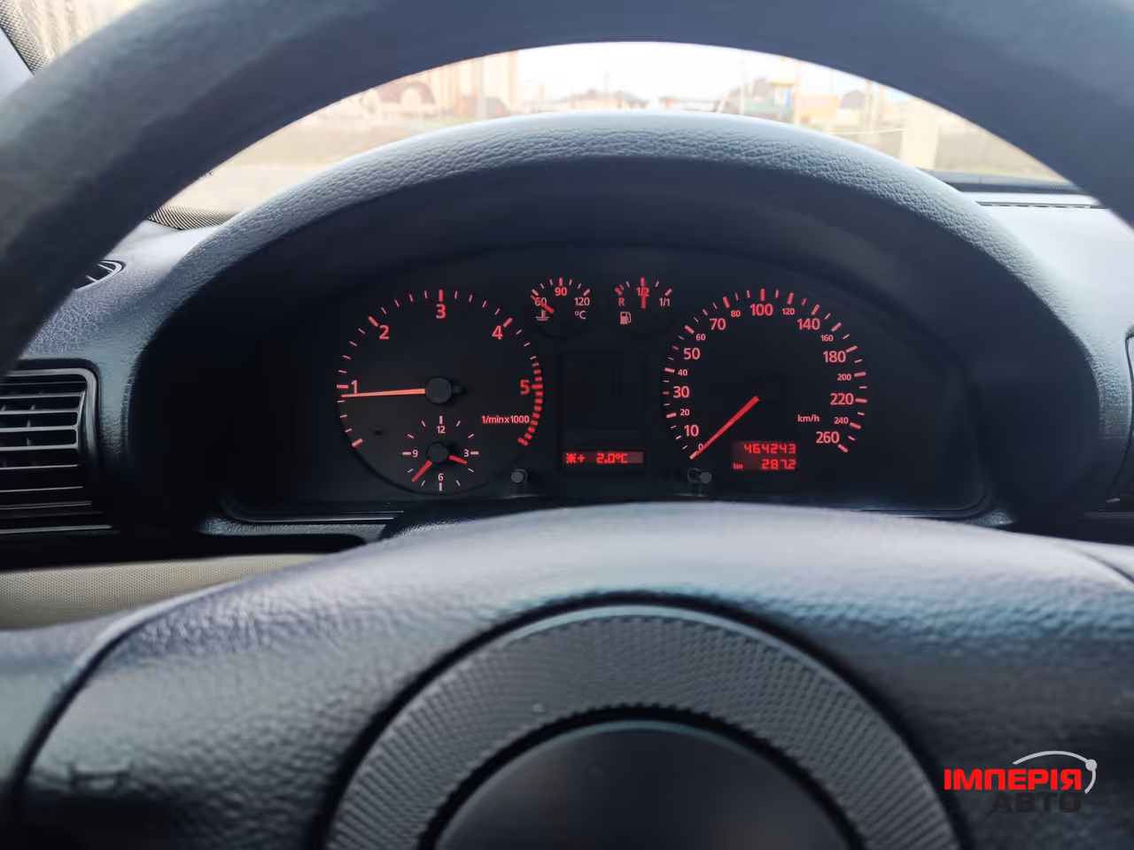 Audi A4 - фото 8