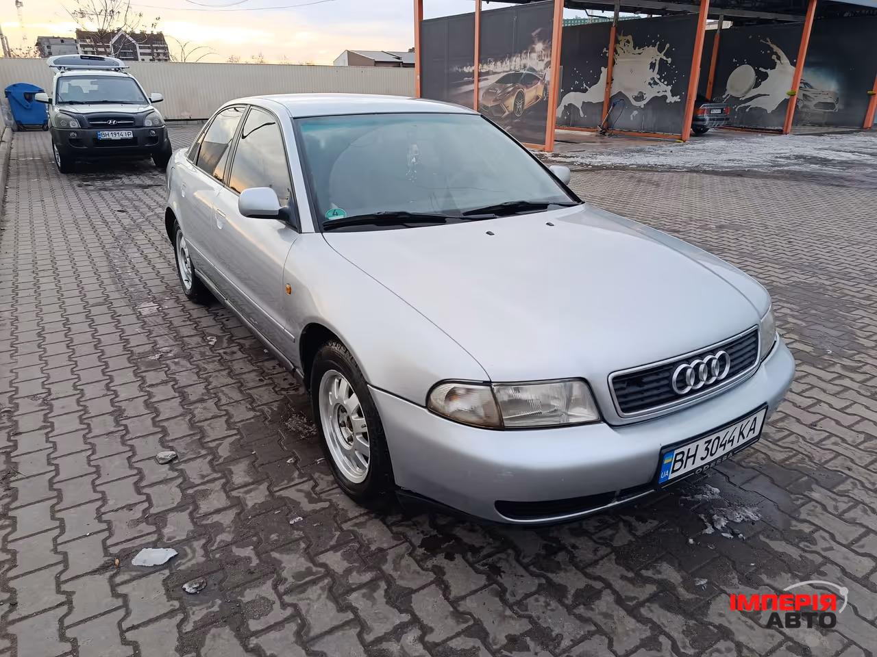 Audi A4 - фото 2