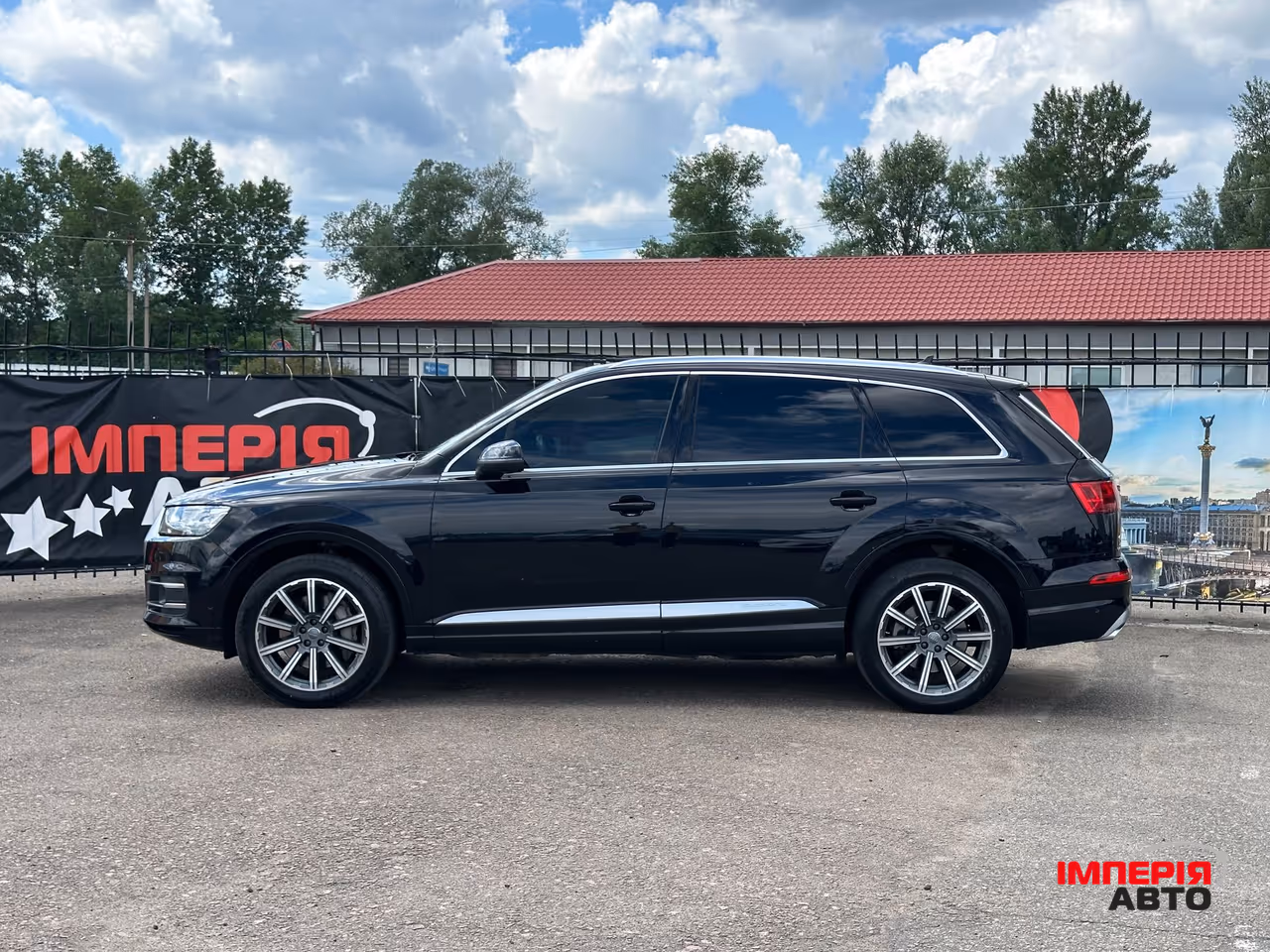 Audi Q7 - фото 20