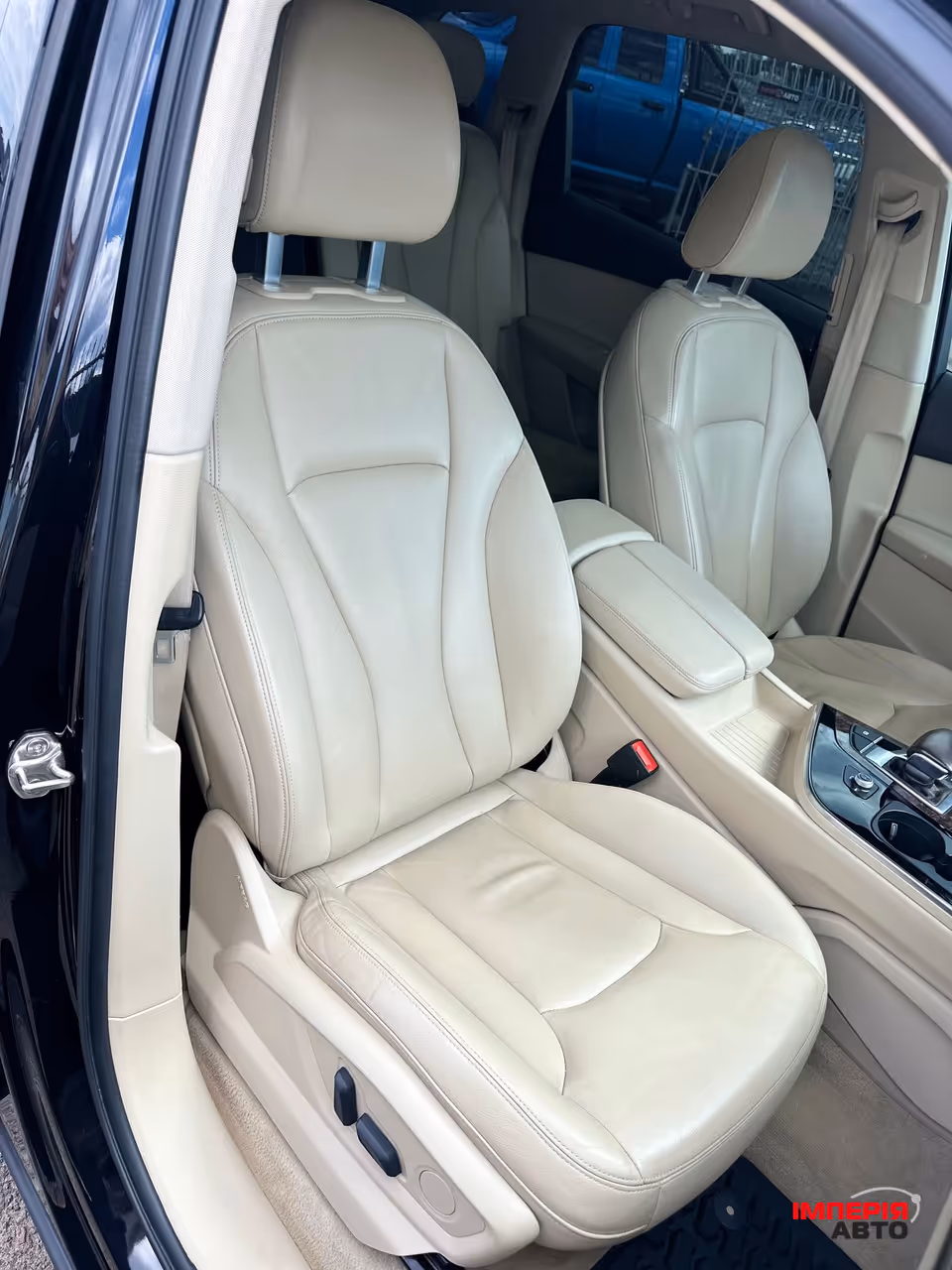 Audi Q7 - фото 15