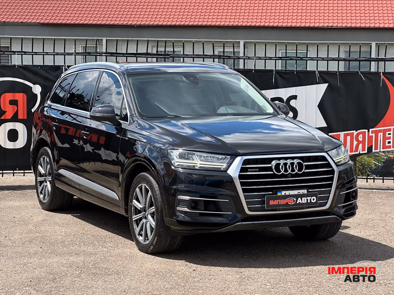 Audi Q7 - фото 3