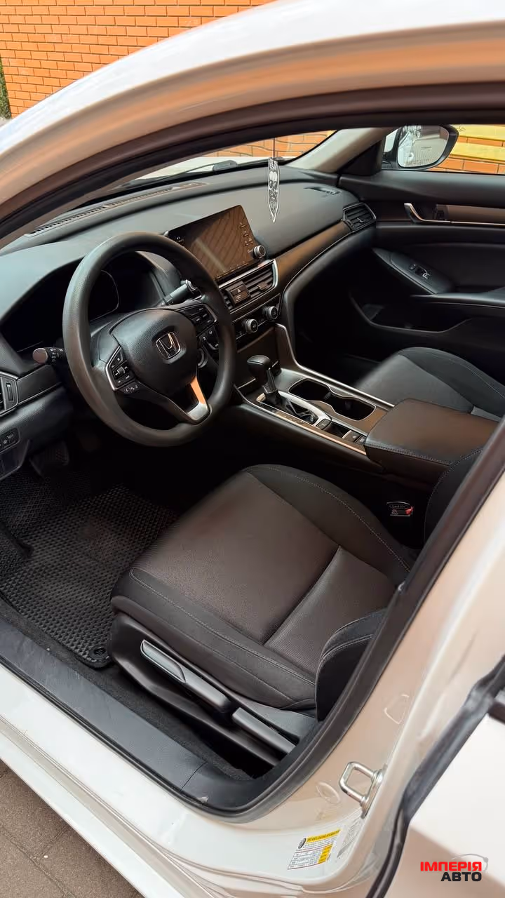 Honda Accord - фото 10