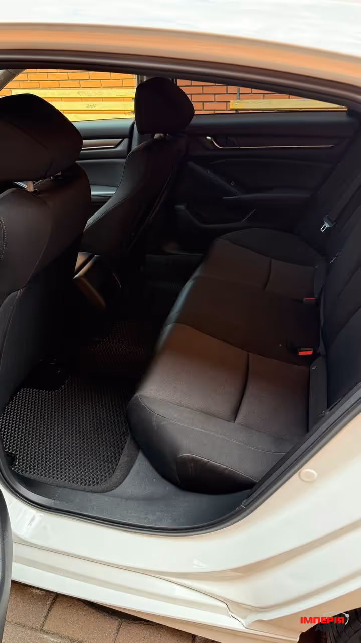 Honda Accord - фото 12