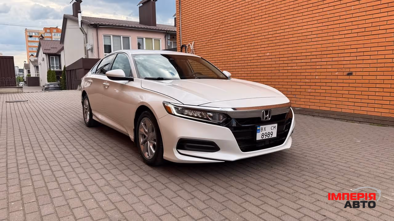 Honda Accord - фото 1