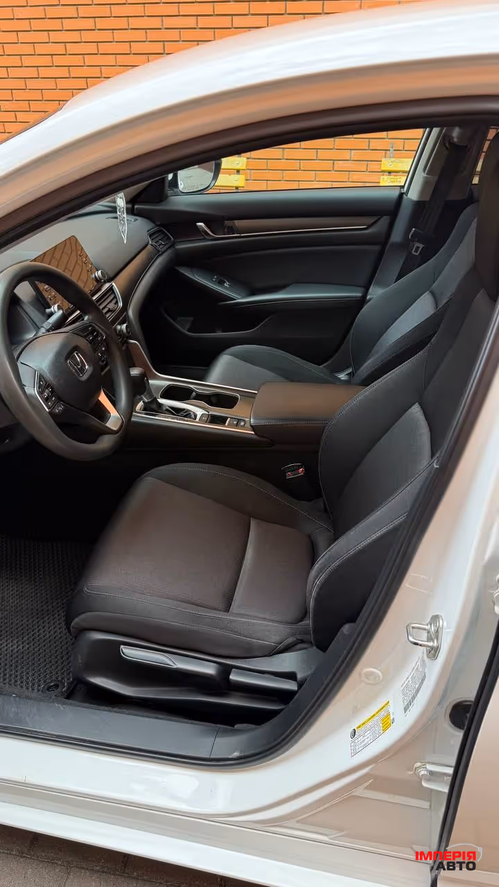 Honda Accord - фото 9