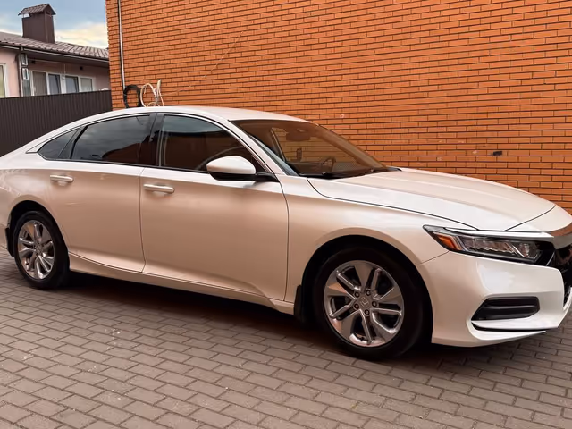 Honda Accord - фото 3
