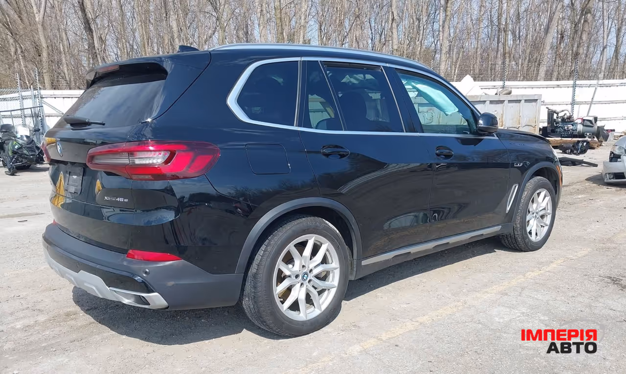 BMW X5 - фото 3