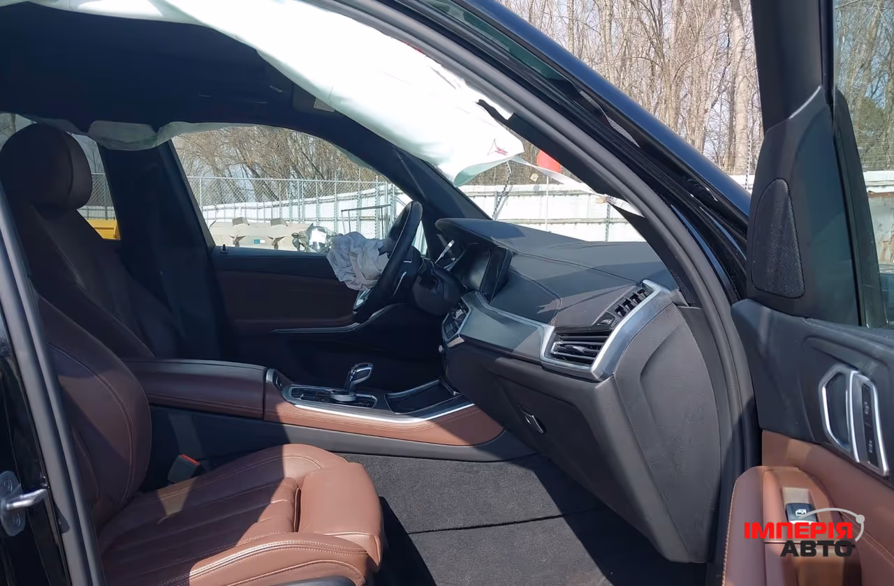 BMW X5 - фото 4