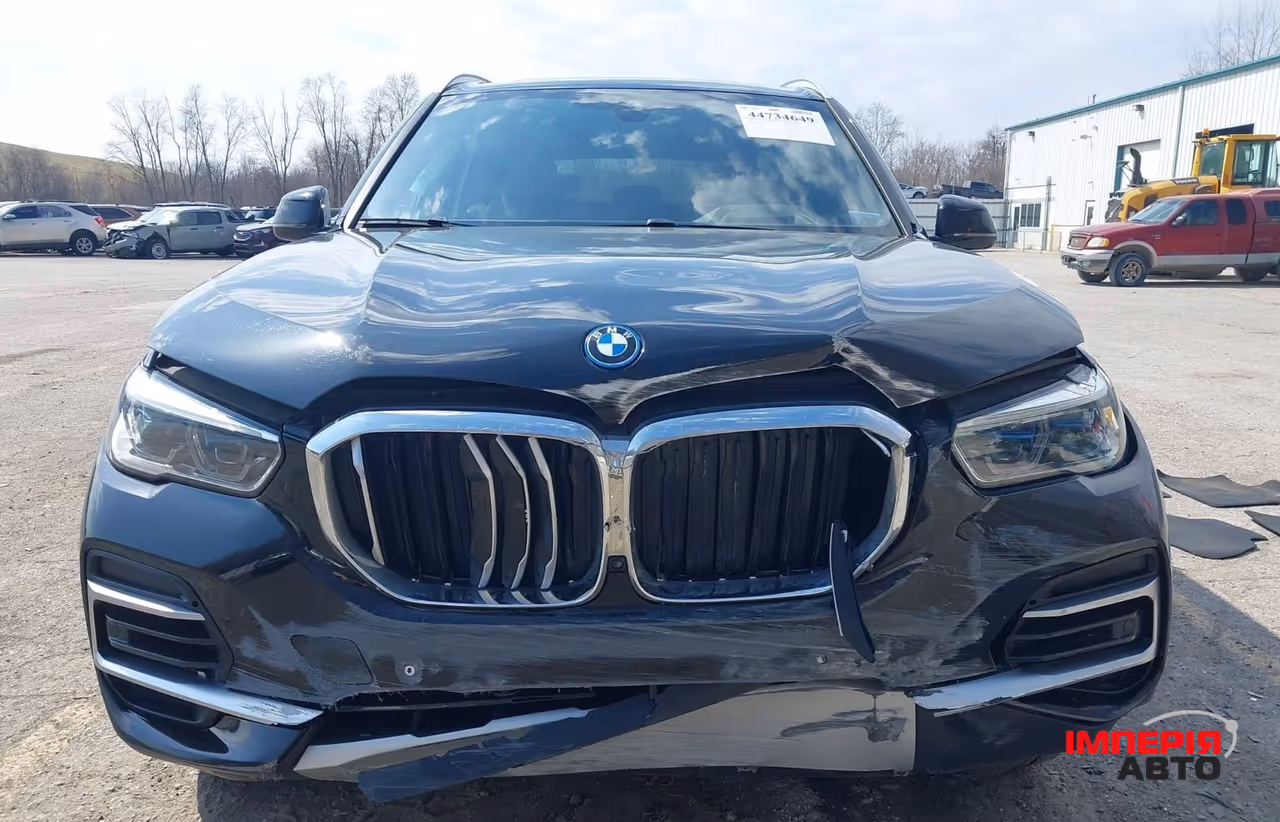 BMW X5 - фото 8