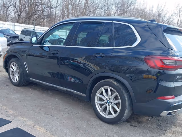 BMW X5 - фото 2