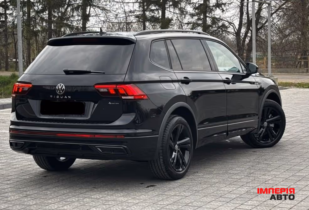 Volkswagen Tiguan - фото 3