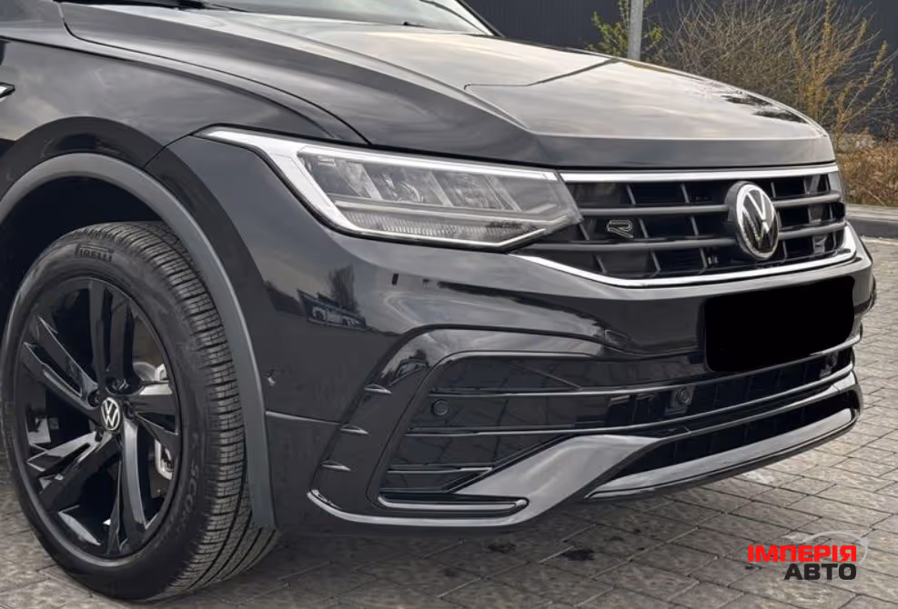 Volkswagen Tiguan - фото 4