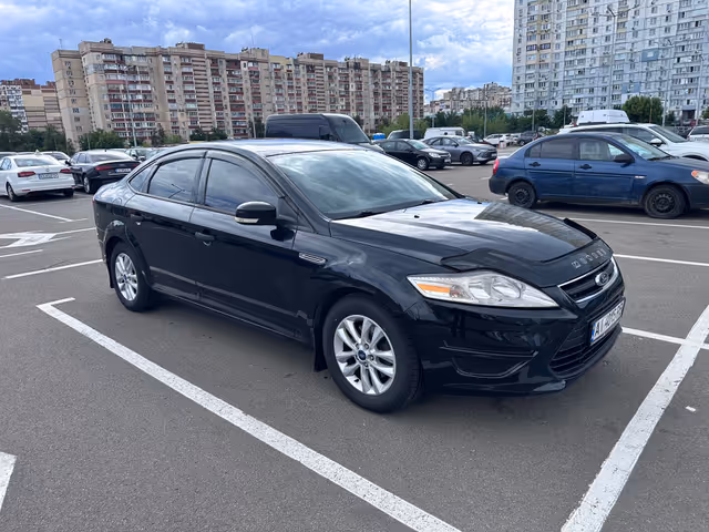 Ford Mondeo - фото 1