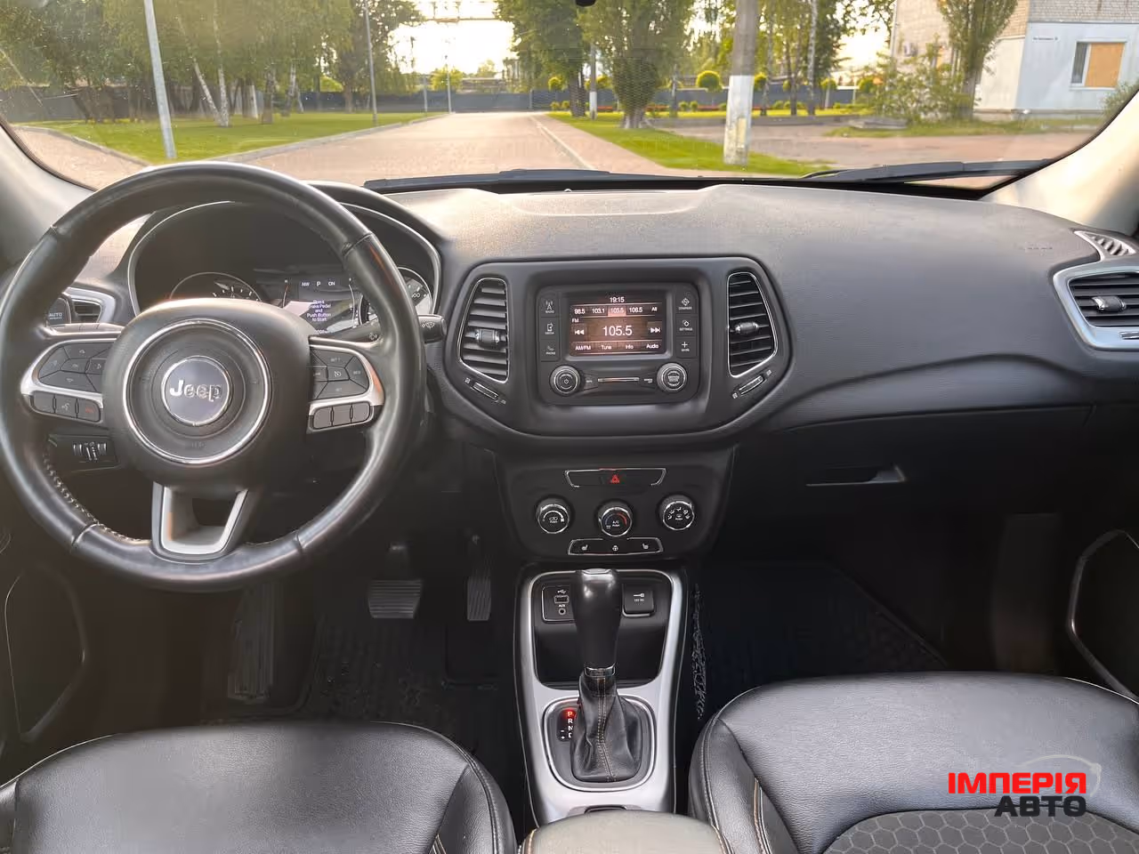 Jeep Compass - фото 7