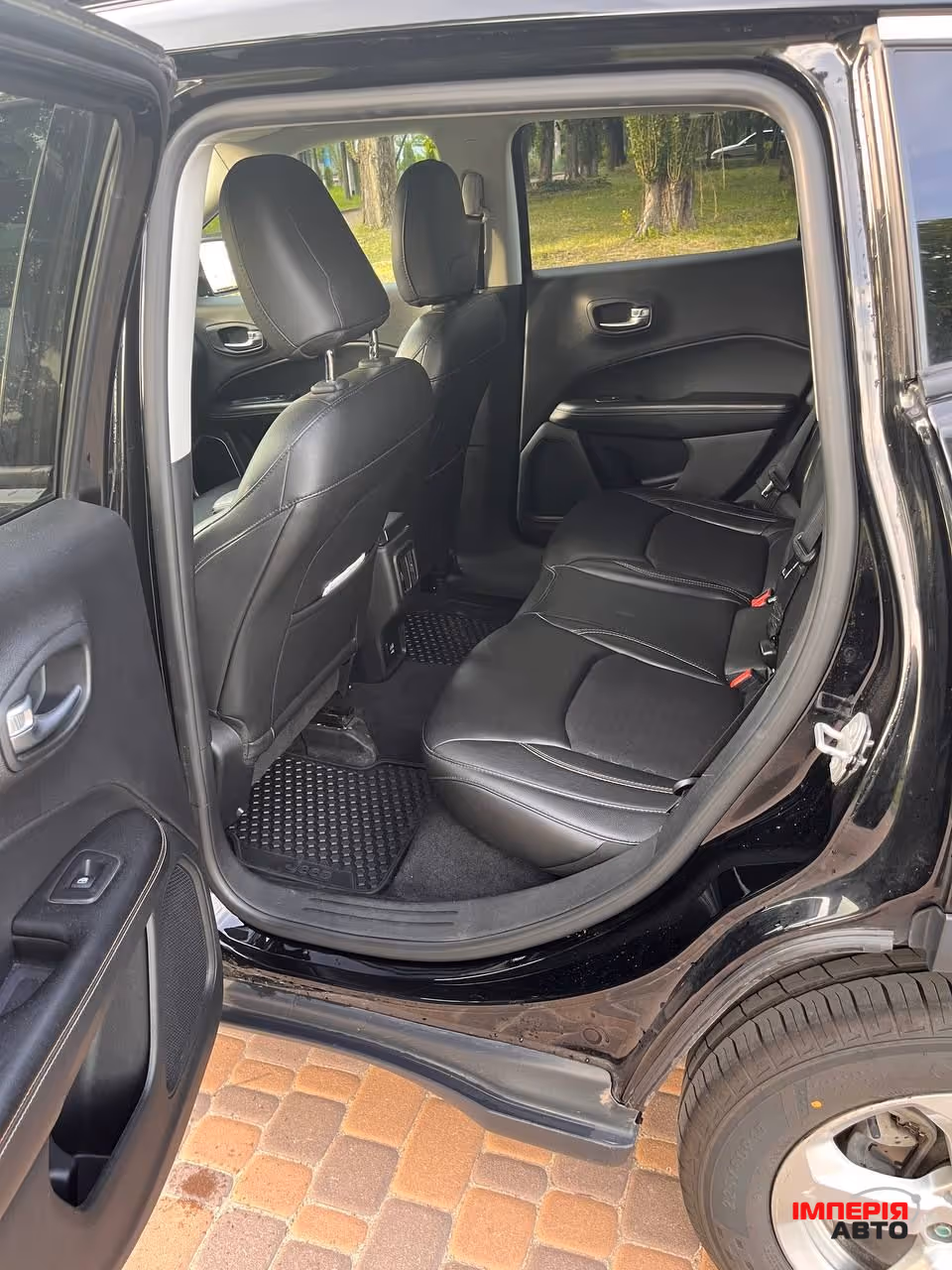 Jeep Compass - фото 11
