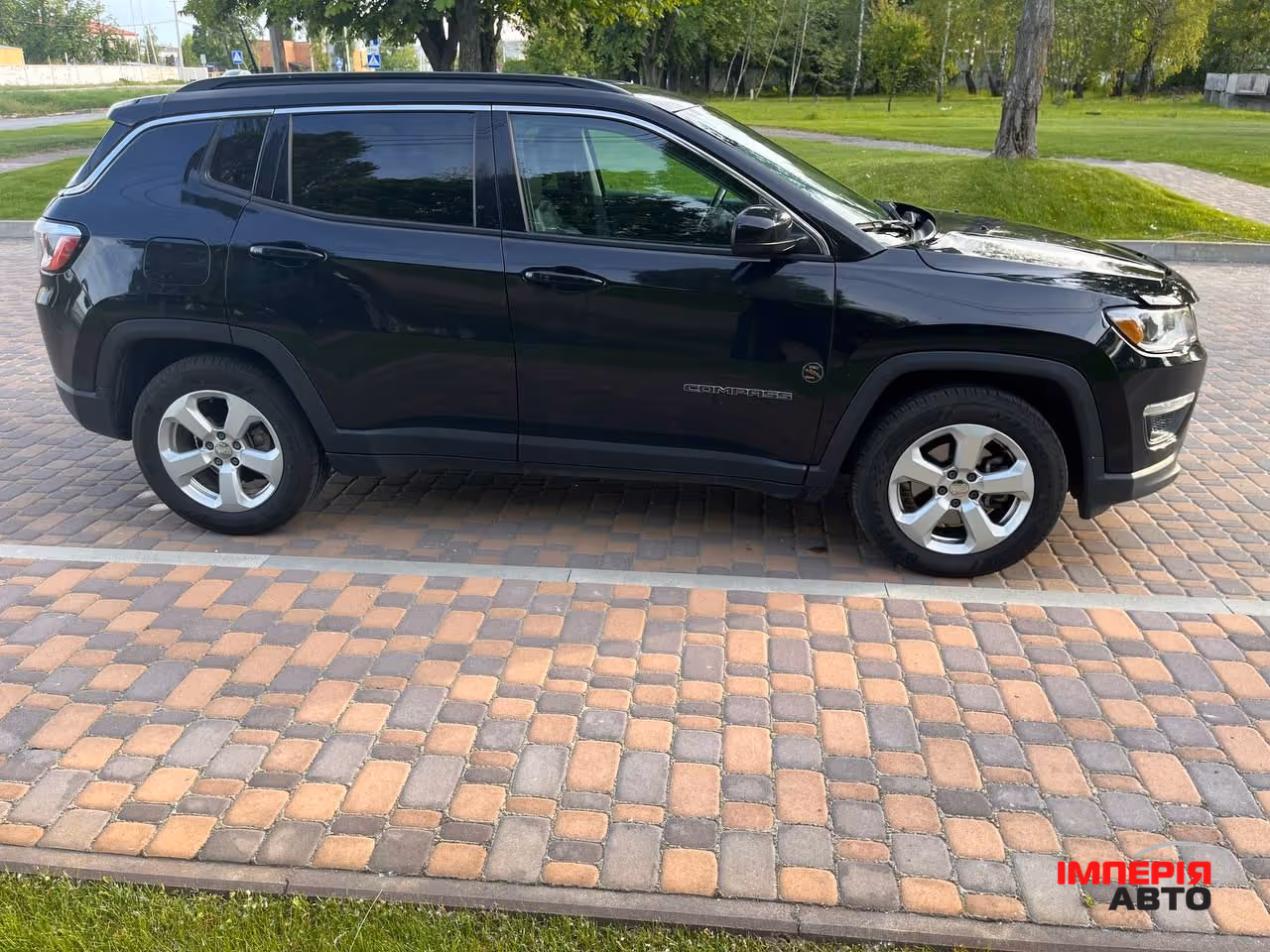 Jeep Compass - фото 6