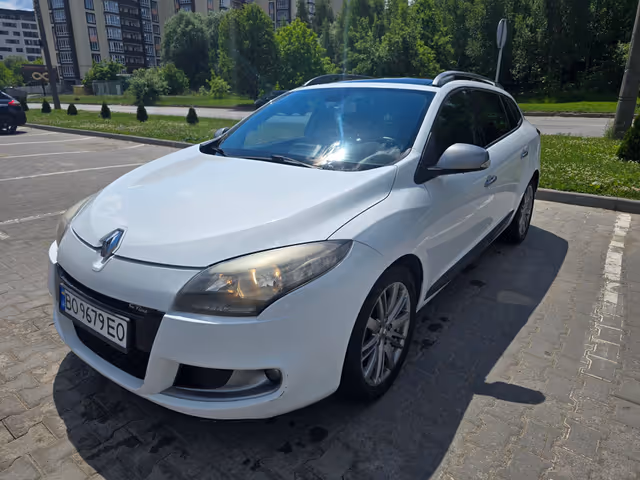 Renault Megane - фото 2