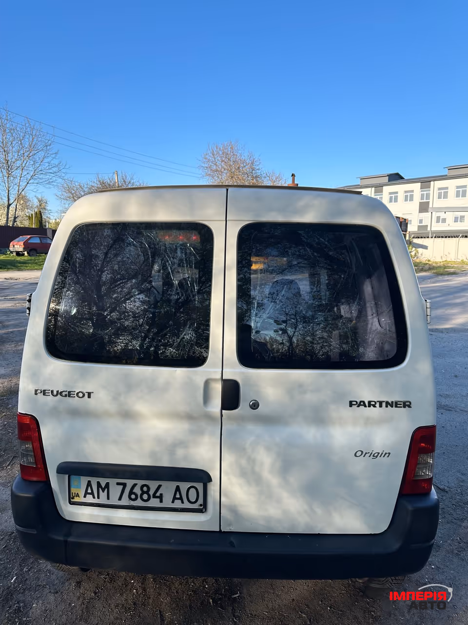 Peugeot Partner - фото 6