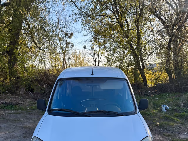 Peugeot Partner - фото 2