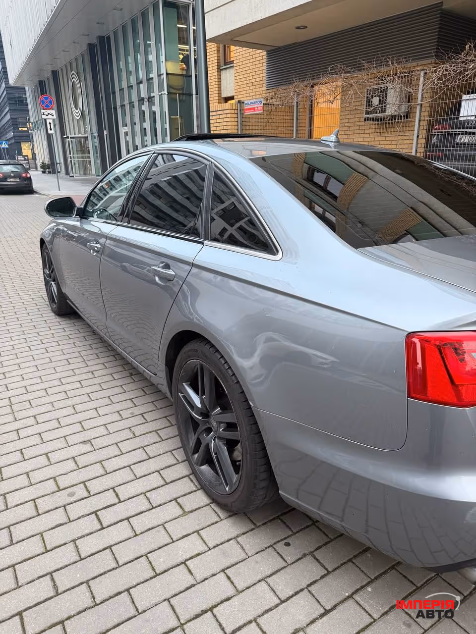 Audi A6 - фото 7