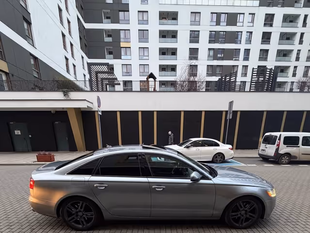 Audi A6 - фото 3