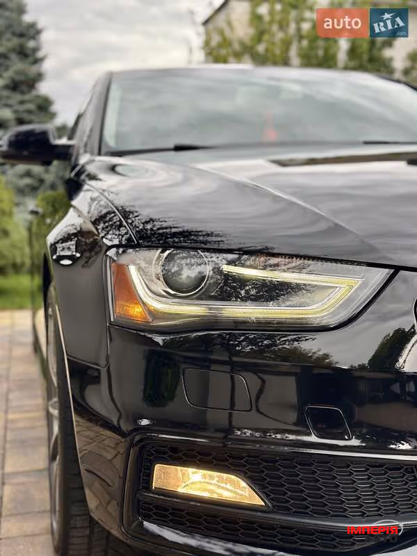 Audi A4 - фото 10