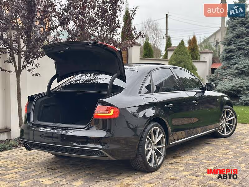 Audi A4 - фото 31