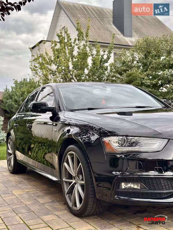 Audi A4 - фото 7