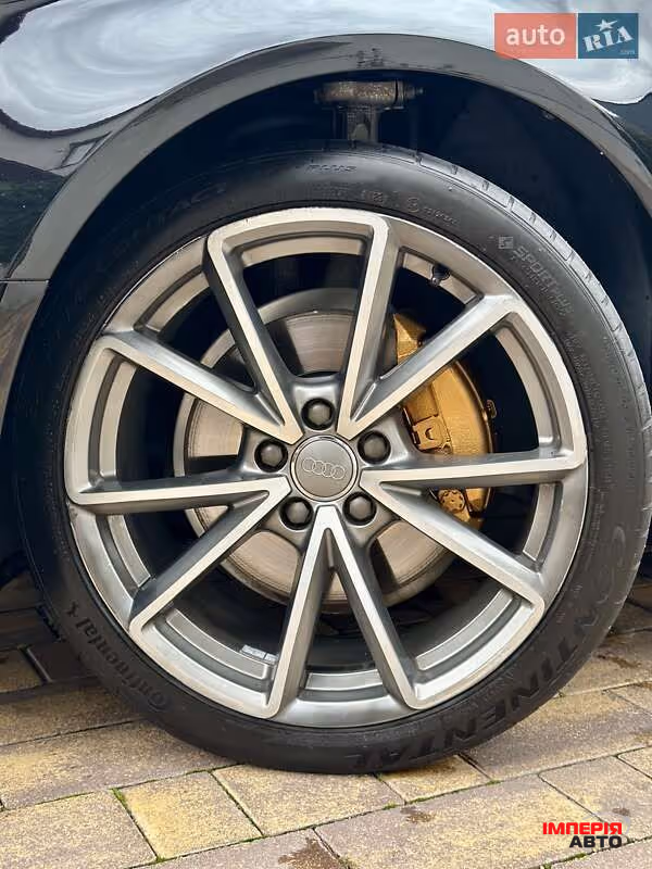 Audi A4 - фото 14