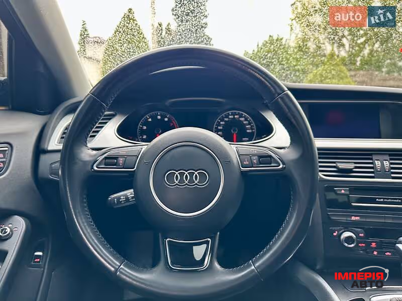 Audi A4 - фото 48