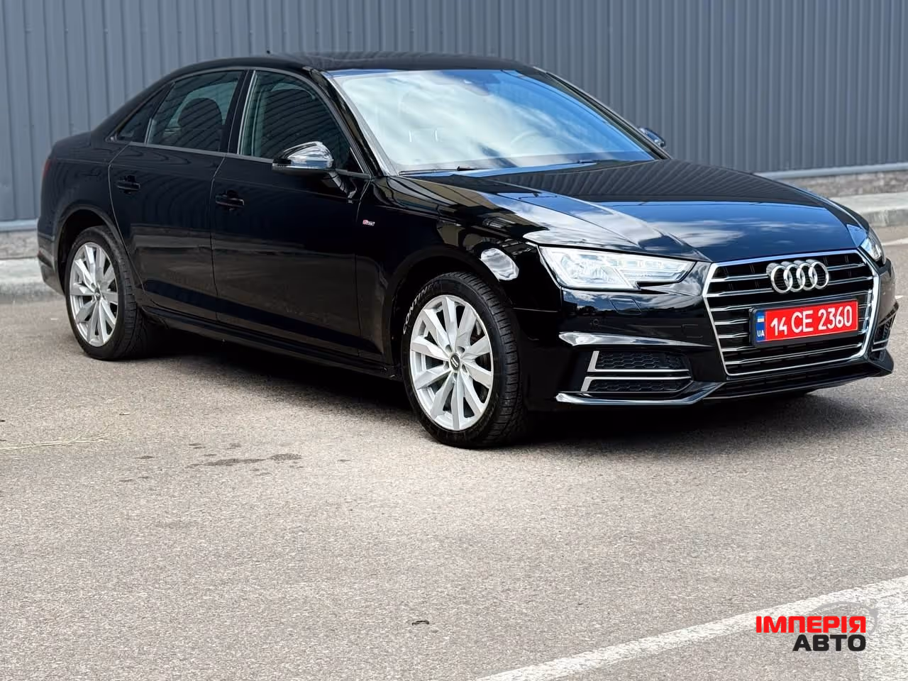 Audi A4 - фото 2