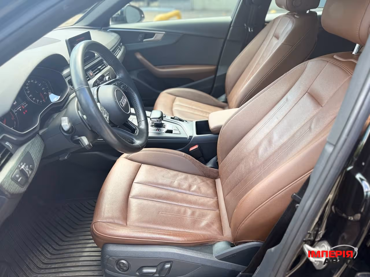 Audi A4 - фото 14