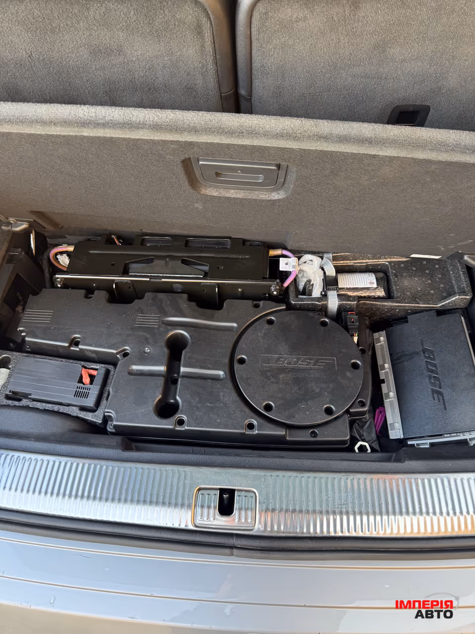 Audi Q7 - фото 26