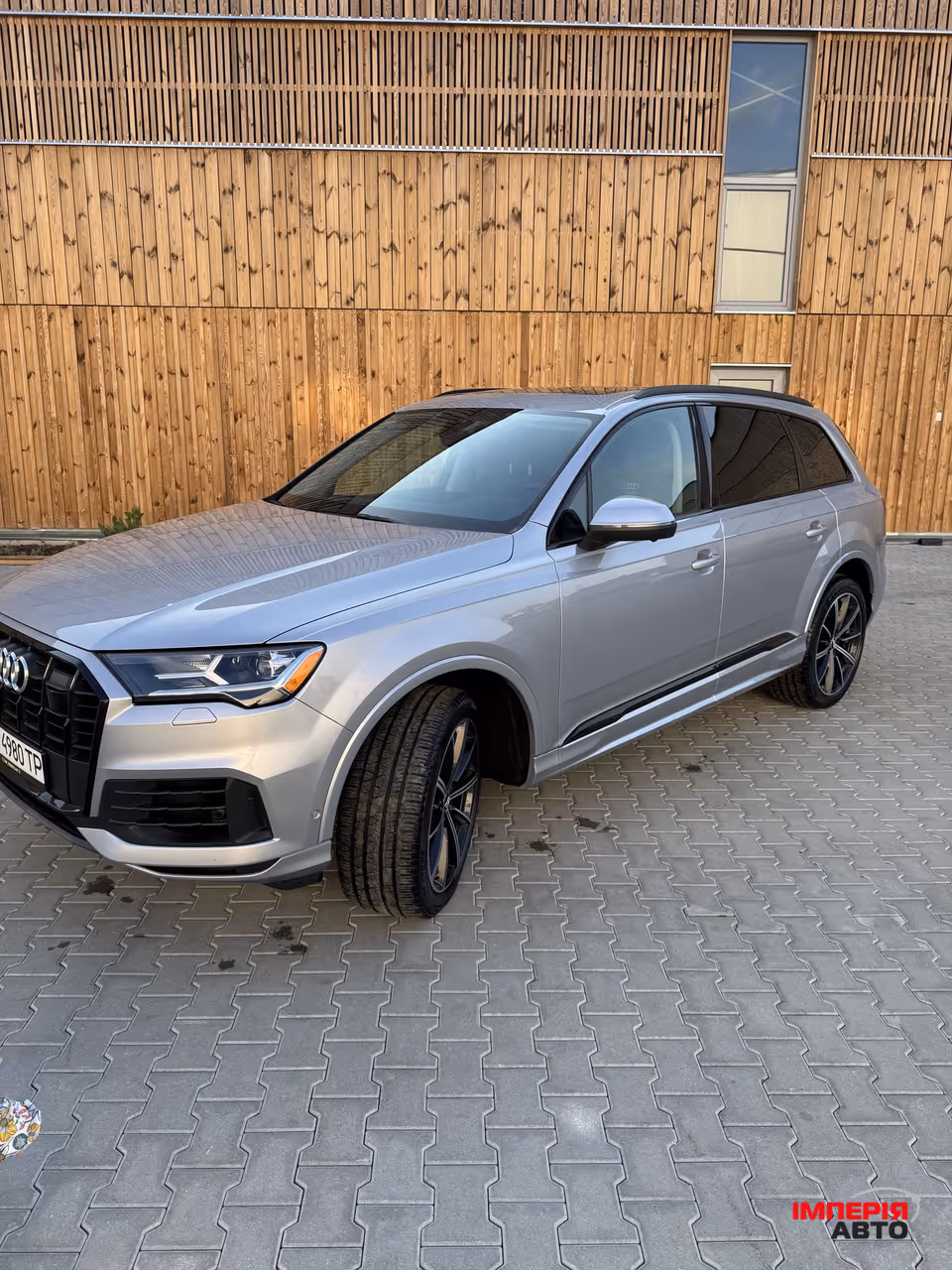 Audi Q7 - фото 3